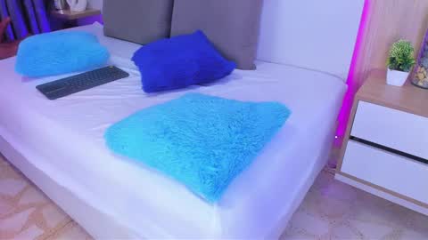 Alanna  online show from 11.08.25