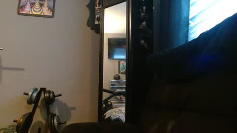 Alanna Rack online show from 11.05.25