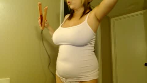 Alanna Rack online show from 02.05.26