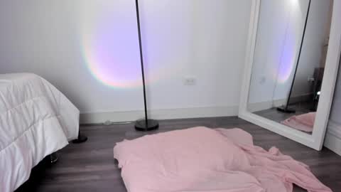 Alanna Cute Russell online show from 02.07.25