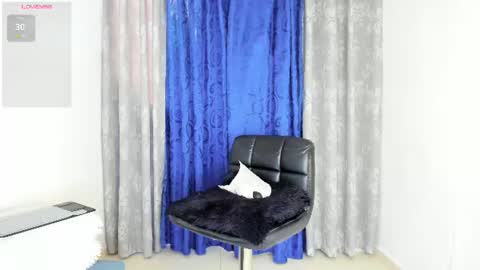Snapshot of alannis_blue1 chatting on 06.23.26 ALANNIS online show from 06.23.26