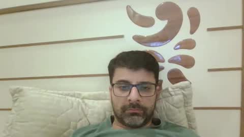 Snapshot of alanpageex chatting on 12.18.24 alanpageex online show from 12.18.24