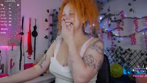 Snapshot of alaska_colors chatting on 10.01.25 Caro online show from 10.01.25