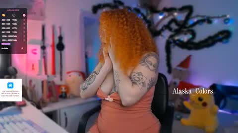 Snapshot of alaska_colors chatting on 12.05.25 Caro online show from 12.05.25