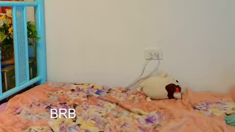 Snapshot of alaska_drew chatting on 10.18.25 Alaska online show from 10.18.25