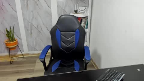 Alaya online show from 09.30.25