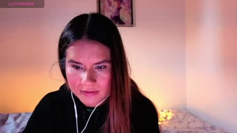 Snapshot of alba_toro535670 chatting on 04.21.26 alba_toro535670 online show from 04.21.26