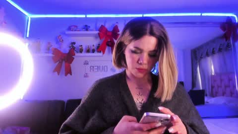 albaandthayron online show from 01.04.25