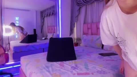 albaandthayron online show from 01.13.25