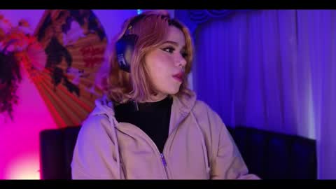 albaandthayron online show from 11.10.25