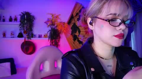 albaandthayron online show from 07.14.26