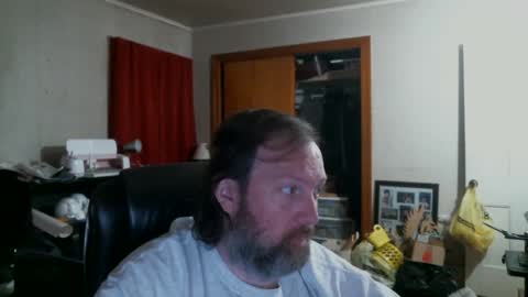 Snapshot of alberik2316 chatting on 11.16.25 Alberik online show from 11.16.25