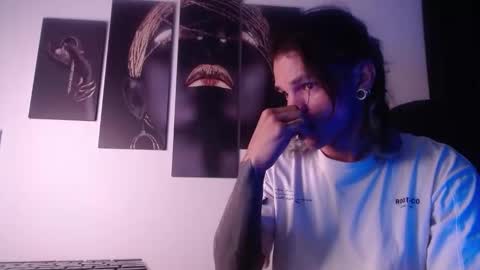 Snapshot of albertbernal69 chatting on 11.05.25 Albert online show from 11.05.25