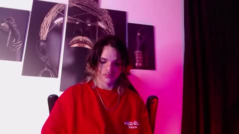 Snapshot of albertbernal69 chatting on 11.09.25 Albert online show from 11.09.25