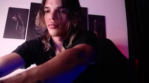 Snapshot of albertbernal69 chatting on 11.12.25 Albert online show from 11.12.25