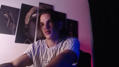 Snapshot of albertbernal69 chatting on 11.19.25 Albert online show from 11.19.25