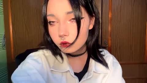 Snapshot of alberthamazierski chatting on 09.26.25 Im Katrina online show from 09.26.25