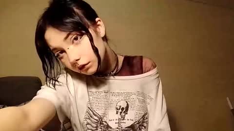 Snapshot of alberthamazierski chatting on 09.30.25 Im Katrina online show from 09.30.25