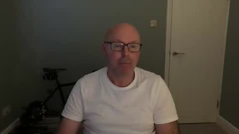 Snapshot of alc300170 chatting on 10.08.25 alc300170 online show from 10.08.25