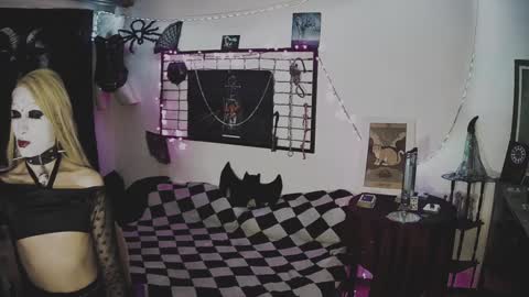 Mistic witch online show from 02.07.25