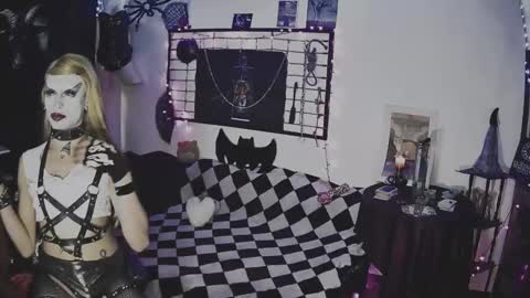 Mistic witch online show from 03.10.25