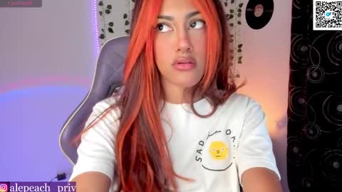 Snapshot of ale_petitee chatting on 09.26.25 alexa online show from 09.26.25