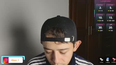 Snapshot of alecadrews_ chatting on 11.01.25 ALEC ANDREWS online show from 11.01.25