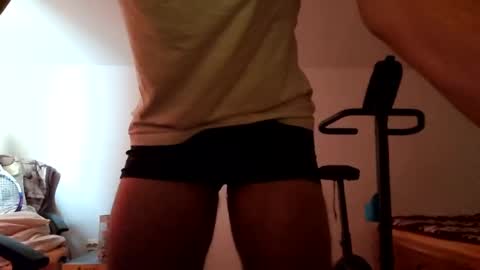 Snapshot of alecjohns123 chatting on 02.05.25 alecjohns123 online show from 02.05.25