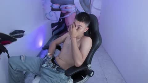 Aleck Boy online show from 10.31.25