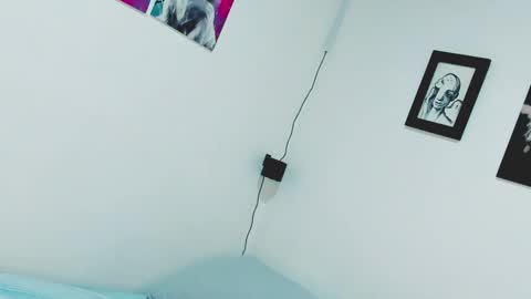 Alejandra online show from 02.21.25