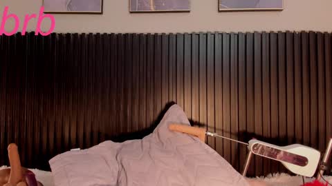 aleja__slav3 online show from 02.26.25