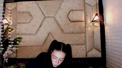 aleja__slav3 online show from 06.04.26