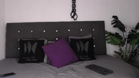 Alejandra online show from 11.26.25