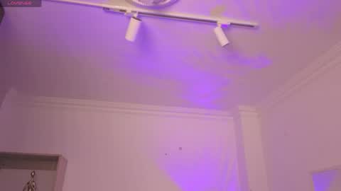 Alejandra online show from 04.22.26