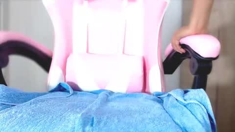 Snapshot of alejaharker chatting on 03.08.26 Aleja Harker online show from 03.08.26