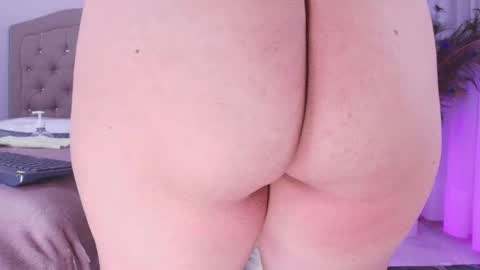 Snapshot of alejalatinhot chatting on 01.16.26 Alejandra online show from 01.16.26