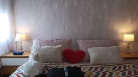 Alejandhra online show from 01.07.25