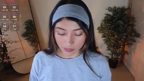 Alejandhra online show from 02.24.25