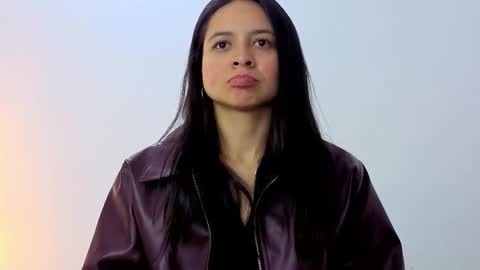 Snapshot of alejandra8__ chatting on 12.17.25 I will not be online from December 7th to December 18th Last vacation trip online show from 12.17.25