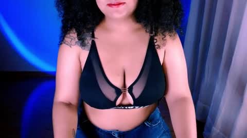 Snapshot of alejandra_conde chatting on 03.06.25 Alejandra online show from 03.06.25