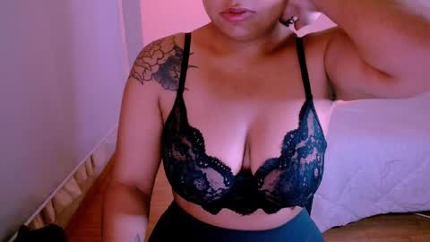 Alejandra  online show from 05.12.26