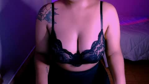 Alejandra  online show from 06.04.26