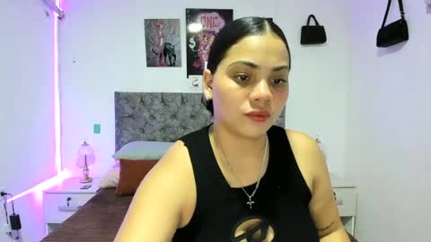 alejandra_evanss online show from 06.22.26