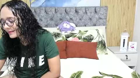 alejandra_evanss online show from 07.29.26