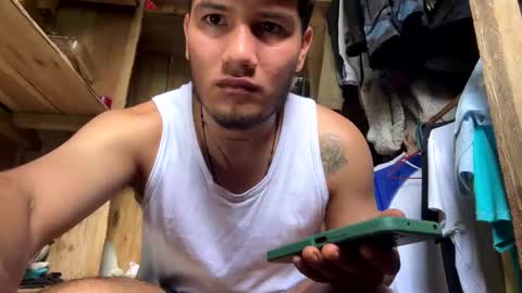 Snapshot of alejandro_miuller chatting on 10.19.25 alejandro_miuller online show from 10.19.25