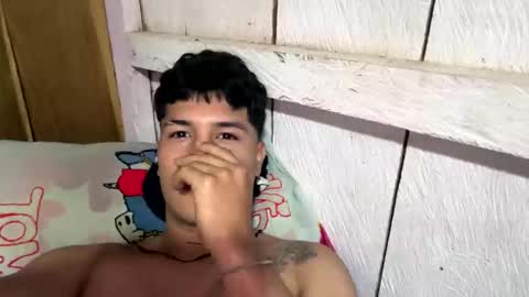 Snapshot of alejandro_miuller chatting on 10.27.25 alejandro_miuller online show from 10.27.25