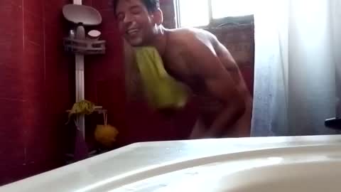 Snapshot of alejandrochao84 chatting on 10.30.25 alejandrochao84 online show from 10.30.25