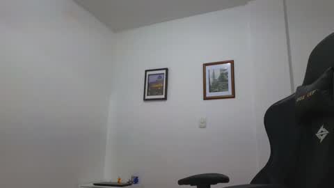 alejandroo_7 online show from 12.21.24