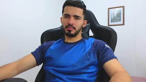 alejandroo_7 online show from 01.17.25