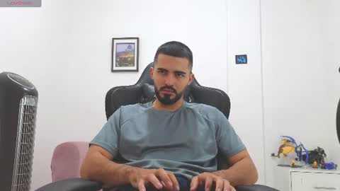 alejandroo_7 online show from 06.18.26